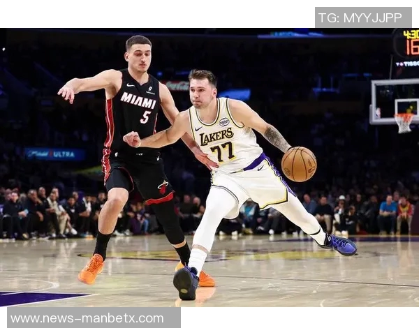 东契奇场均413分领跑得分榜超越字母哥71分展现统治力